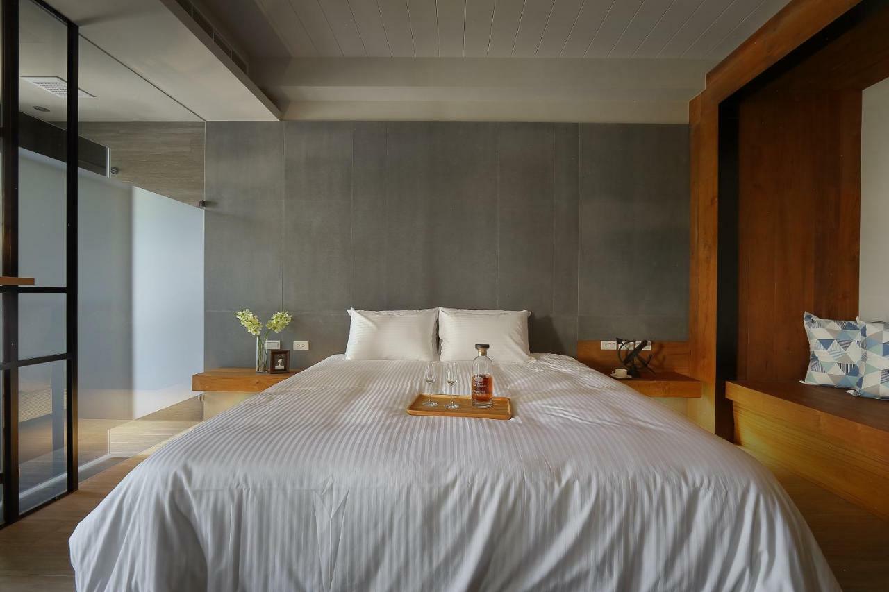 บลู สกาย เบย์ บีแอนด์บี Apartment หยูฉี ภายนอก รูปภาพ