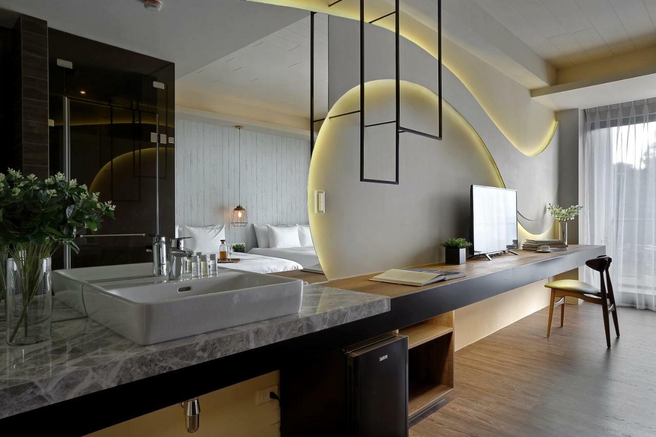 บลู สกาย เบย์ บีแอนด์บี Apartment หยูฉี ภายนอก รูปภาพ