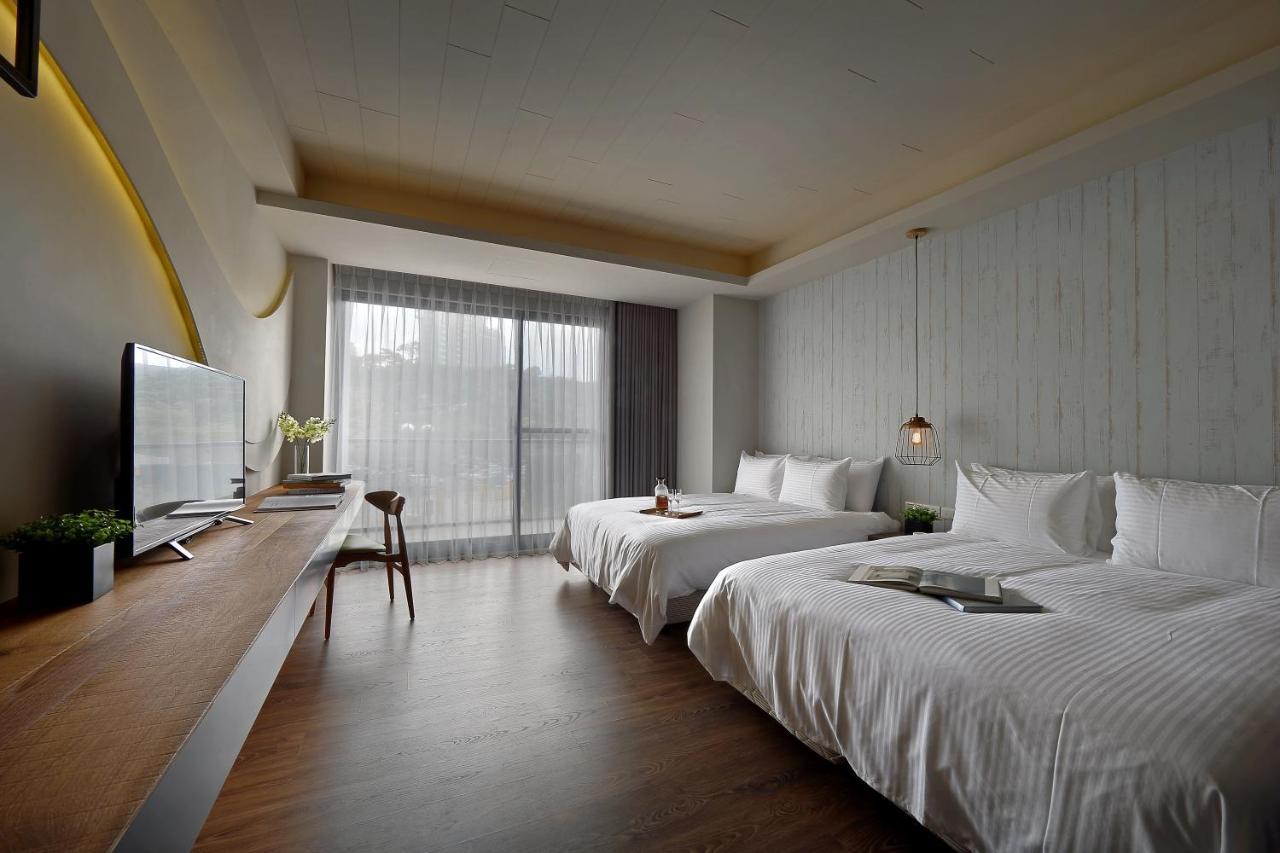 บลู สกาย เบย์ บีแอนด์บี Apartment หยูฉี ภายนอก รูปภาพ